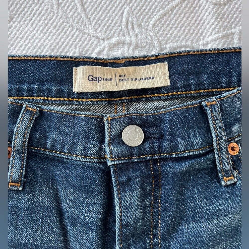 GAP Women Best Girl Friend Jean size 30T - Picture 3 of 5